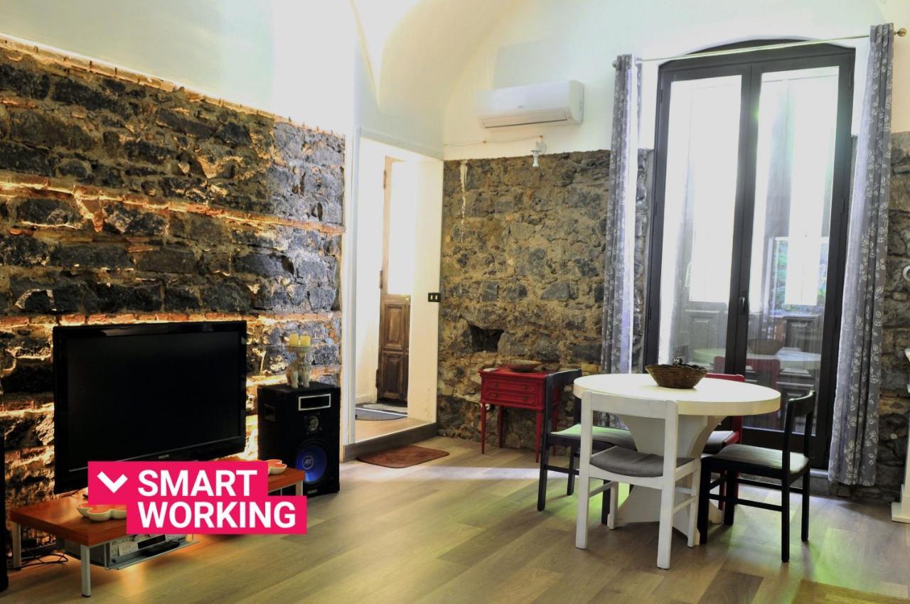 Petra Lavica Holiday Home By Wonderful Italy Catânia Exterior foto